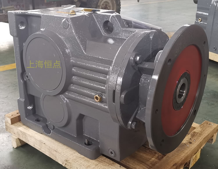 K97減速機，輸入配電機法蘭端蓋，右輸出單軸，實物圖如下