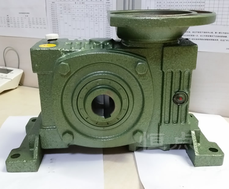 WPWDKT80-20-A減速機 法蘭輸入 通孔輸出 實物圖